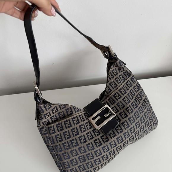 SOLD!! Fendi vintage Zucchino shoulder bag - Picture 7 of 16